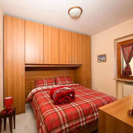 La Pineta Di Giove - Casa Lory アパート *