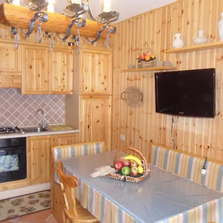 La Pineta Di Giove - Casa Lory アパート *